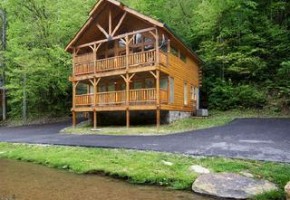 Bubbling Brooks cabin in Gatlinburg, Tennessee